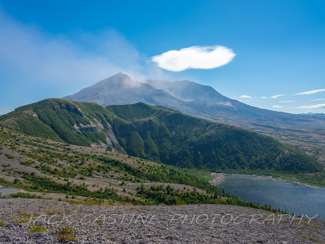  2021 08 16 - Mount Saint Helens with  Lenticular Cloud  - Windy Ridge Viewpoint - Mount St. Helens National Volcanic Monument  